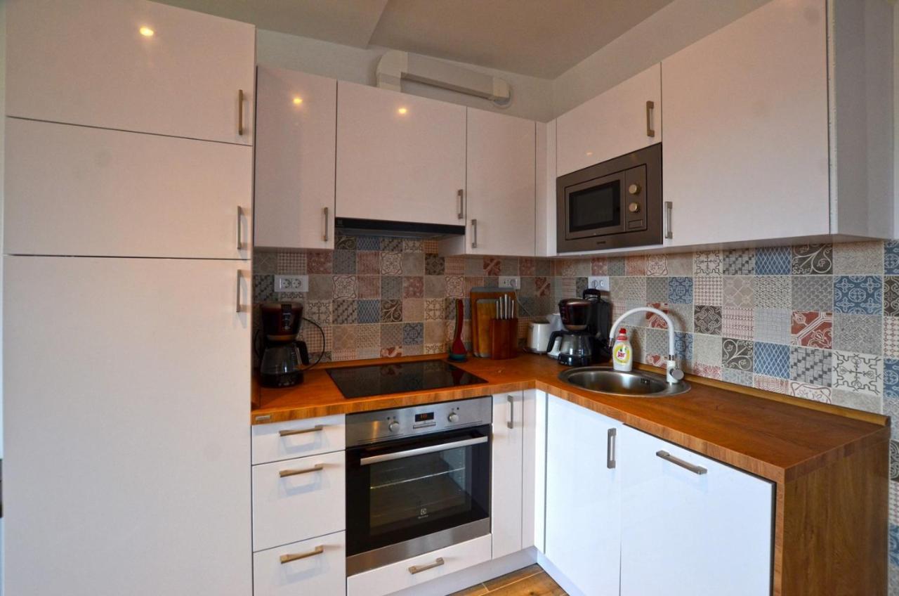 Sarah Apartment Ровинь Экстерьер фото